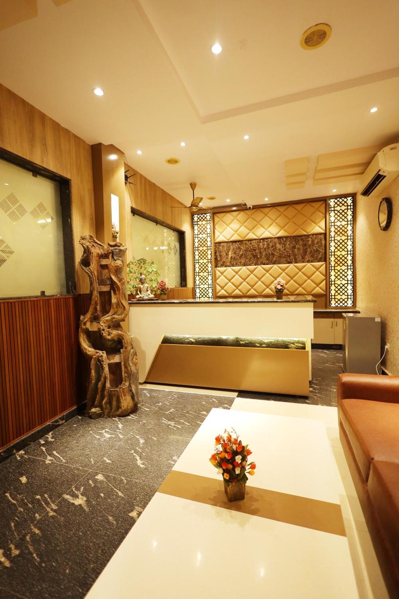 Hotel Bhagyaraj Palace A Luxury Hotel Keshavpuram Kanpur Bagian luar foto